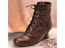 Women's Brown Lace-Up Victorian Ankle Boots with Lace Design and Kitten Heel – Vintage Style for Cosplay or Everyday Wear 2025 - TheIslandCowGirl